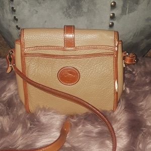 Dooney & Bourke Bags - Dooney & Burke crossbody Dooney & Bourke Bags - Dooney & Burke crossbody